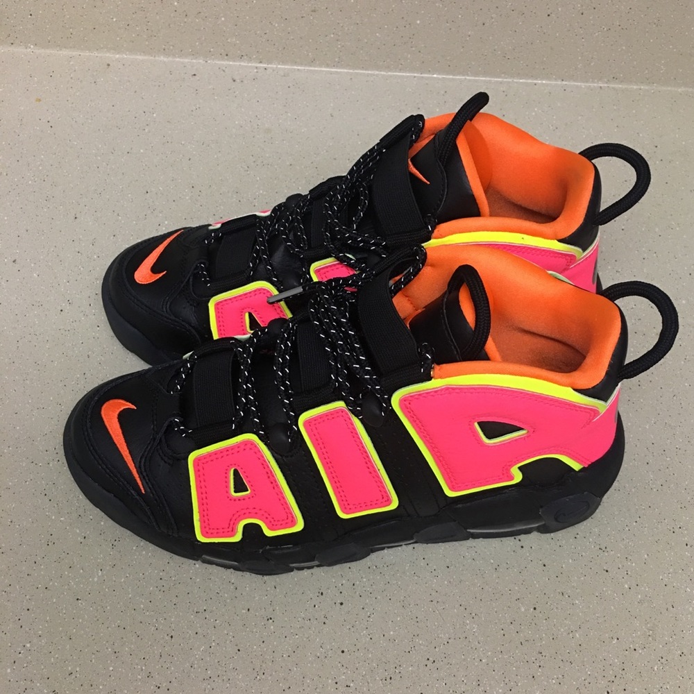 Womens Air More Uptempo Hot Punch Pippen Sz 8.5